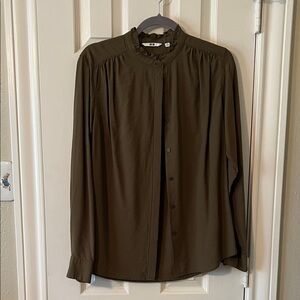 Woman’s Uniqlo Olive Green Shirt-size medium